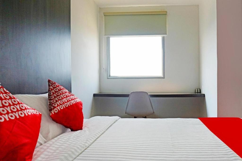 Oyo 91593 San San Rooms Apartment Gunung Putri Square Gunungputri Exterior photo